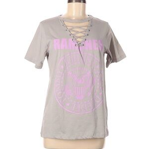 Gray/Pink Graphic Print T-Shirt 6